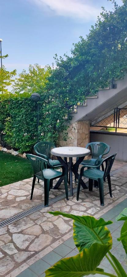 Tana Per Gli Ospiti Apartment แตร์นี ภายนอก รูปภาพ